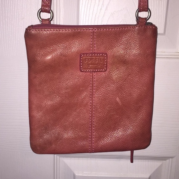 Fossil Handbags - Leather Fossil crossbody purse